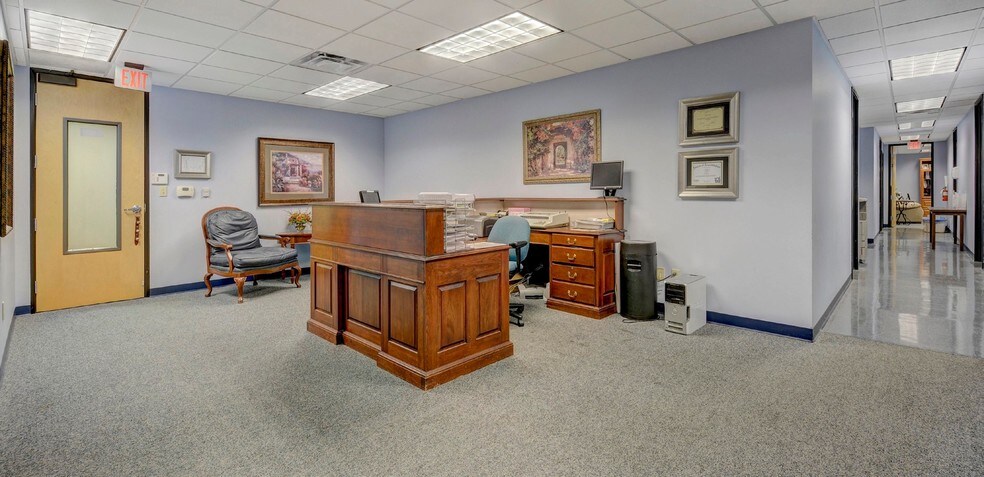 More Photos Of 3200 Steck Ave, Austin Office For Sale