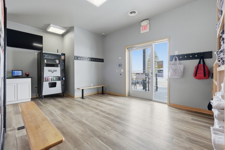 More Photos Of 225 Hoel Ave, Stoughton Freestanding For Sale
