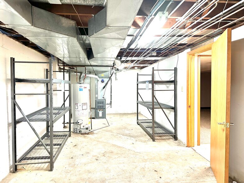 More Photos Of 1275 Joliet St, Dyer General Retail For Sale