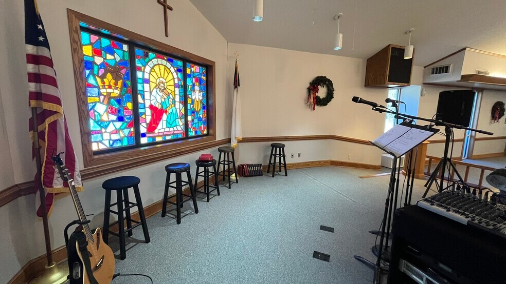 More Photos Of 846 Faith Rd, Salisbury Specialty For Sale