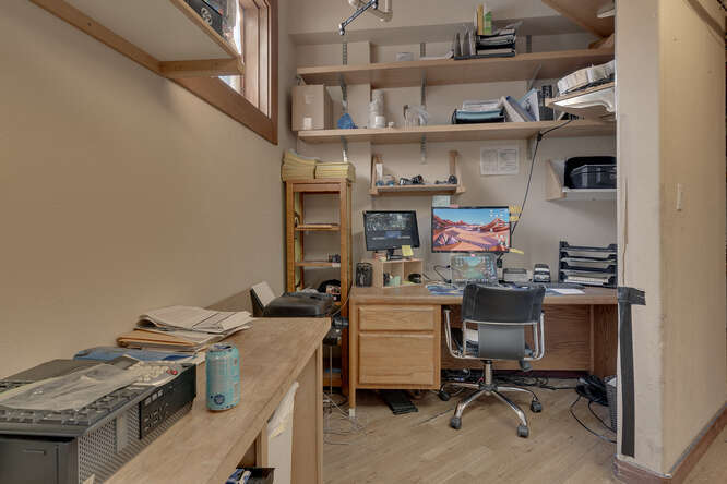 More Photos Of 170 N Lake Blvd, Tahoe City Storefront For Lease