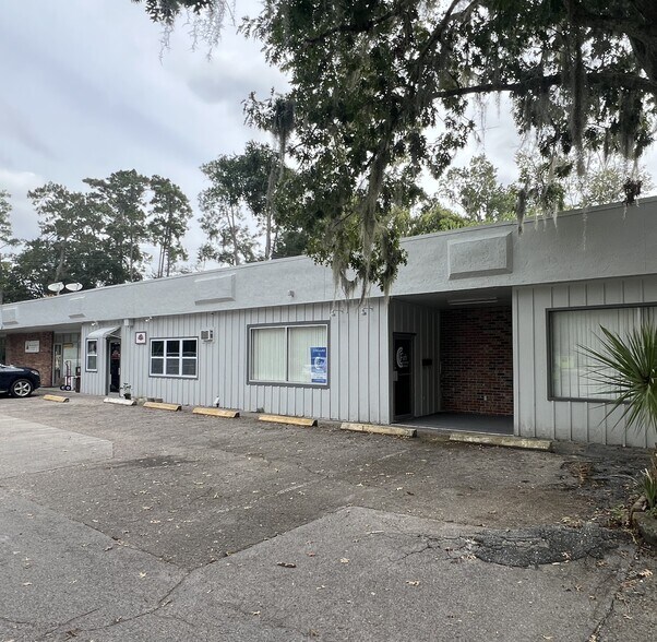 More Photos Of 4000 W Newberry Rd, Gainesville Storefront Retail Office For Sale
