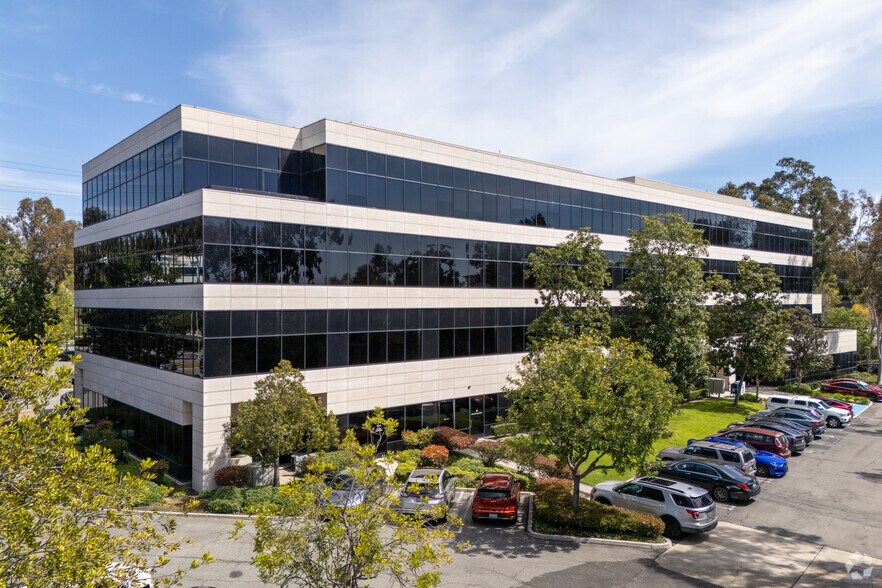 Primary Photo Of 27401 Los Altos, Mission Viejo Medical For Lease