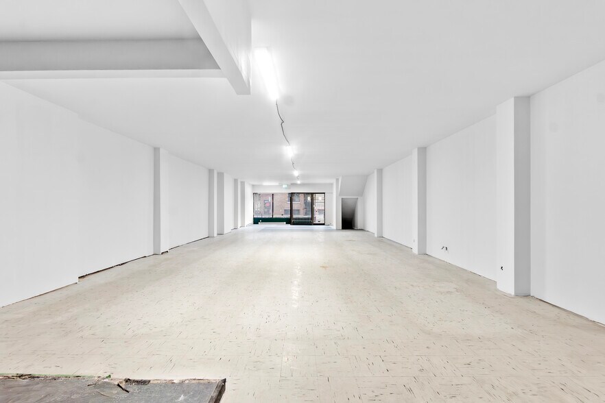 More Photos Of 4787-4797 Rue Sainte-Catherine E, Montréal Storefront Retail Residential For Lease