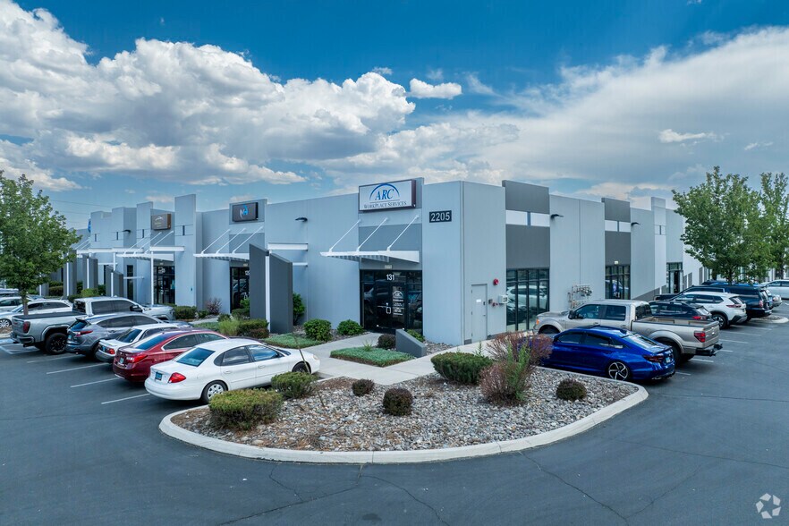 Primary Photo Of 2205 Glendale Ave, Sparks Flex For Lease