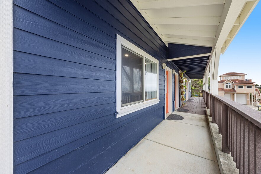 More Photos Of 129 Lower Pacific Dr, Whitethorn General Retail For Sale