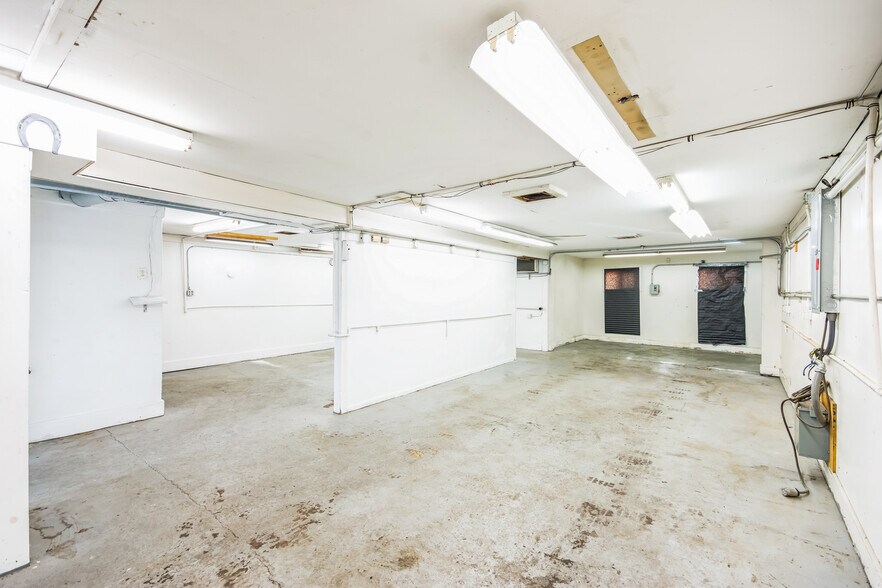 More Photos Of 6 Spring St, Jamesburg Warehouse For Sale