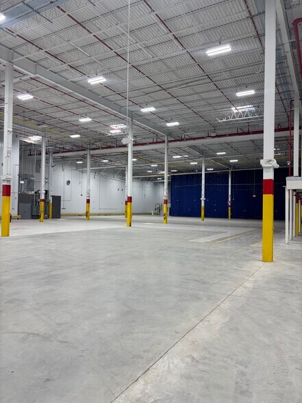 More Photos Of 1159-1193 Broad St, Central Falls Manufacturing For Lease