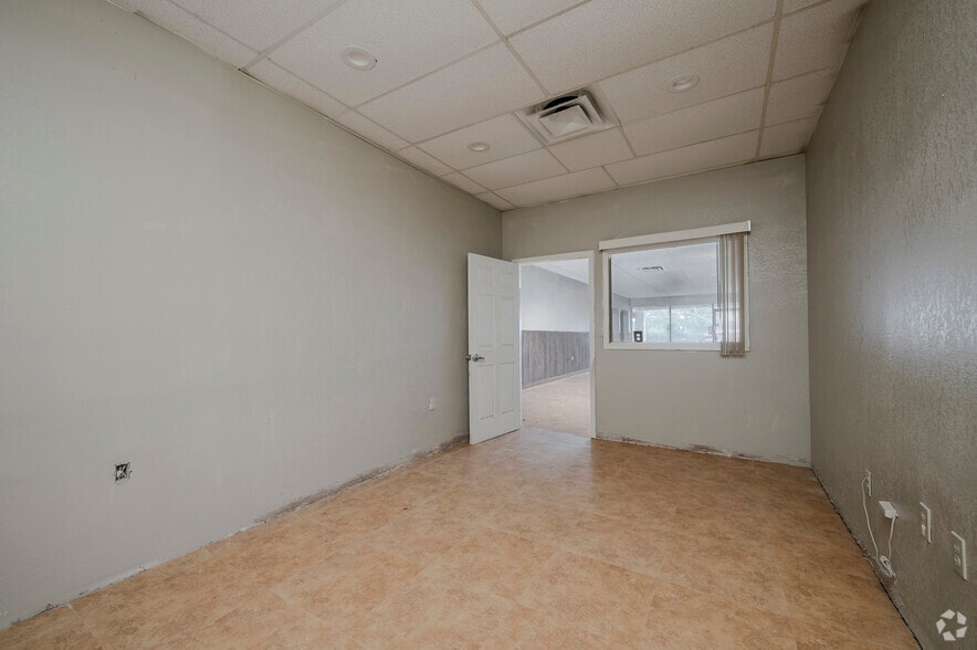 More Photos Of 3101 SW 34th Ave, Ocala Unknown For Lease