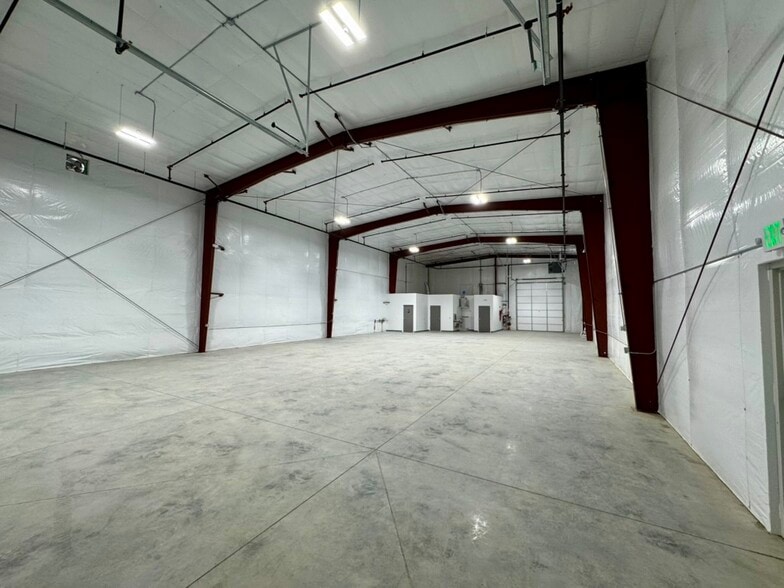 More Photos Of 3232 N Black Butte Ct, Nampa Industrial For Sale