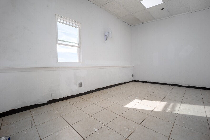 More Photos Of 6825 W Wilshire Blvd, Oklahoma City Theater Concert Hall For Sale
