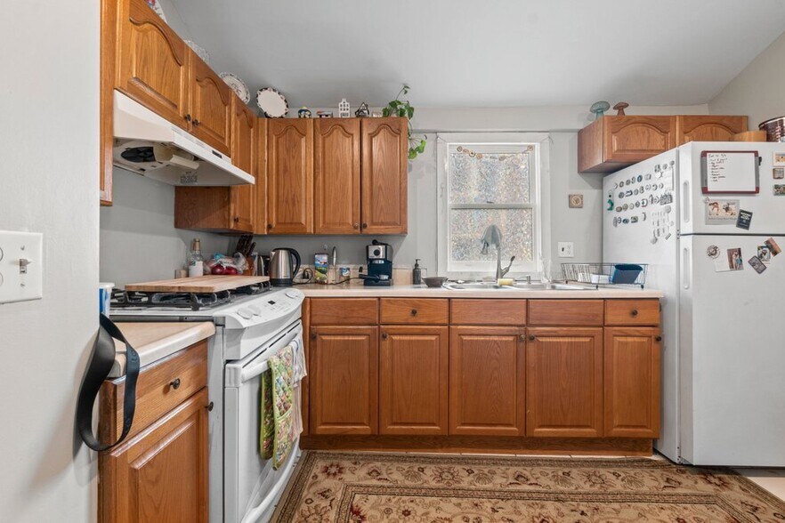 More Photos Of 5001 Roland Ave, Baltimore Apartments For Sale