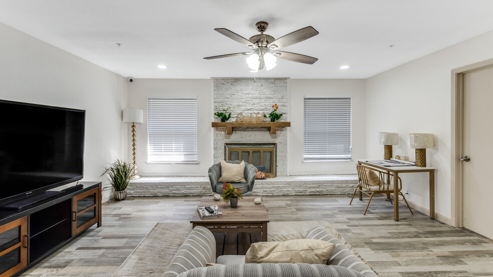 More Photos Of 5807 Old Lodge Dr, Houston Assisted Living For Sale