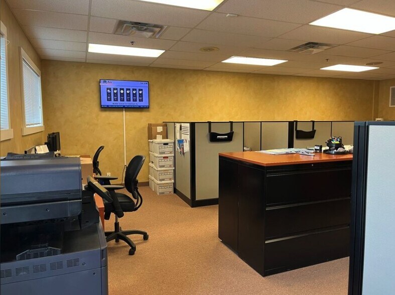 More Photos Of 843 State Route 12, Frenchtown Warehouse For Lease