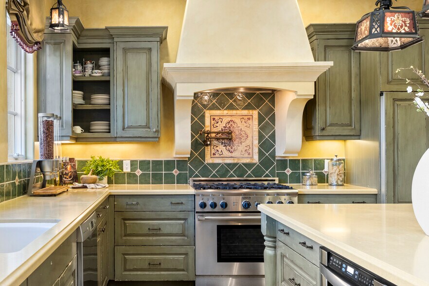 More Photos Of 1210 Arden Hills Ln, Sacramento Specialty For Sale