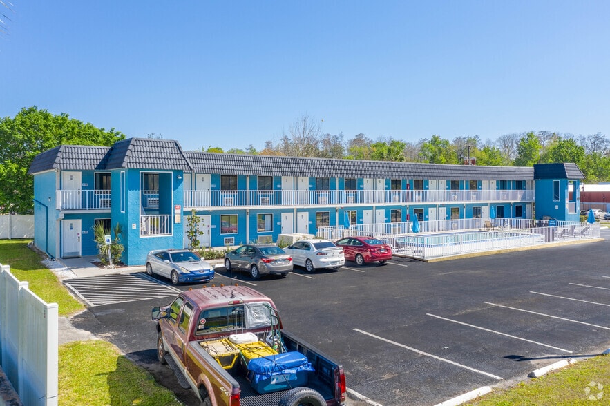 More Photos Of 4733 W Irlo Bronson Memorial Hwy, Kissimmee Hotel For Sale