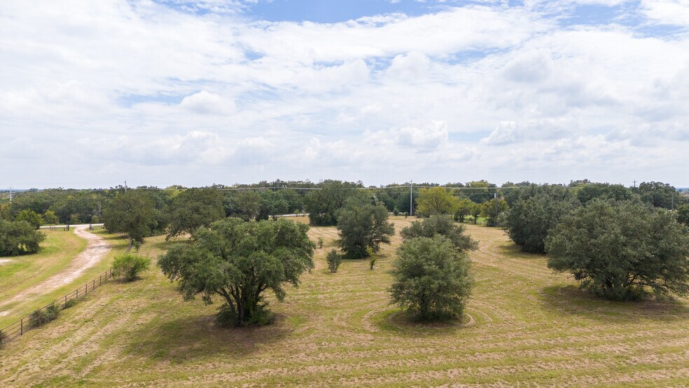 More Photos Of 6620 Victoria Ave, College Station Land For Sale