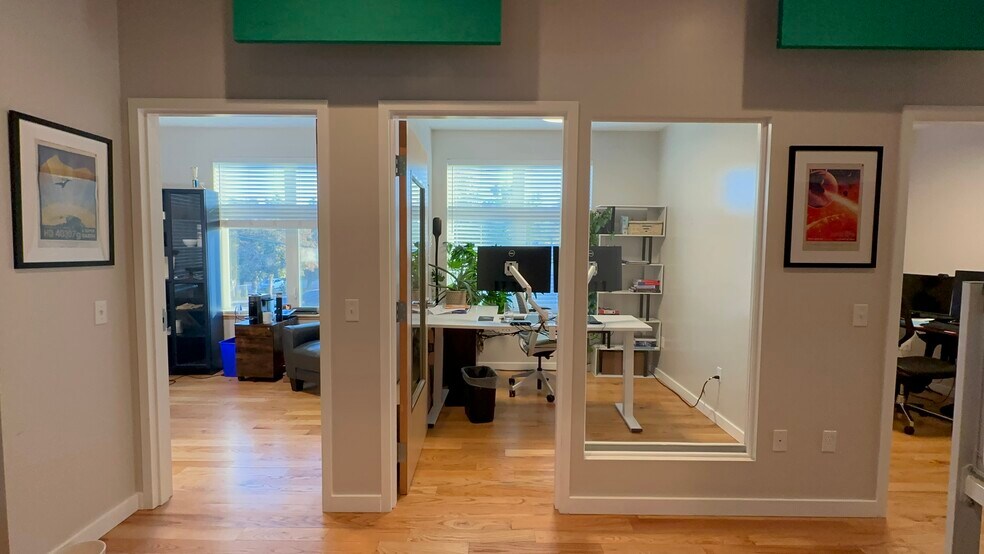 More Photos Of 337 E Simpson St, Lafayette Storefront Retail Office For Lease