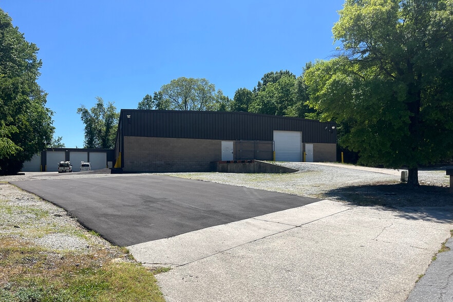 Primary Photo Of 2417 Binford St, Greensboro Warehouse For Sale