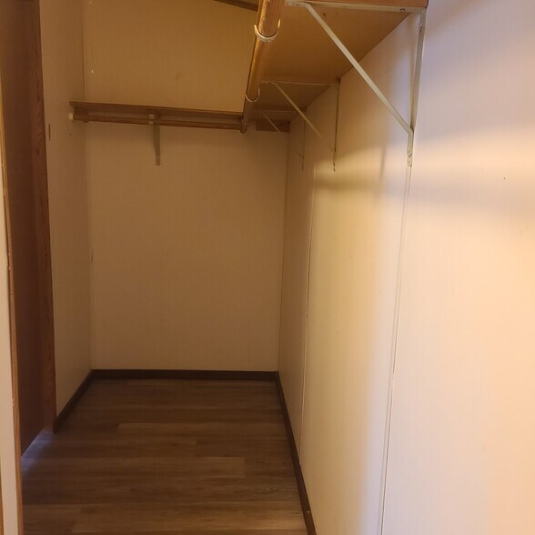 More Photos Of 138 Grey Moss Ct, Ingram Apartments For Sale