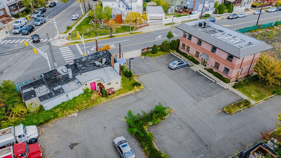 Primary Photo Of 256 Kennedy Blvd, Bayonne Industrial For Lease