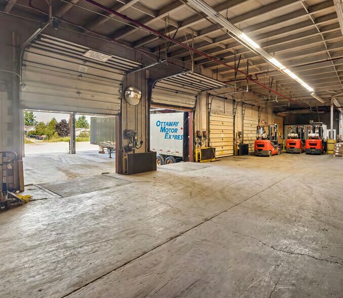More Photos Of 280 Victoria St W, Dundalk Manufacturing For Sale