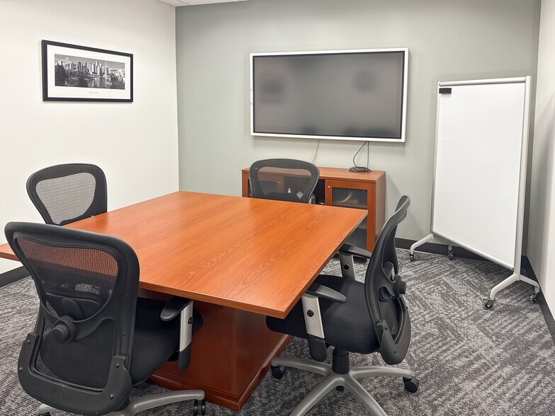 More Photos Of 3597 E Monarch Sky Ln, Meridian Coworking Space