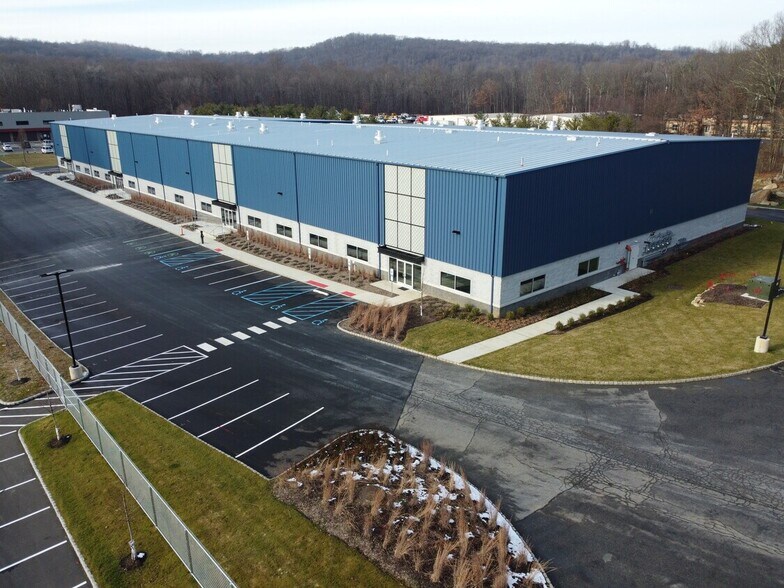 More Photos Of 999 Willow Grove St, Hackettstown Warehouse For Sale