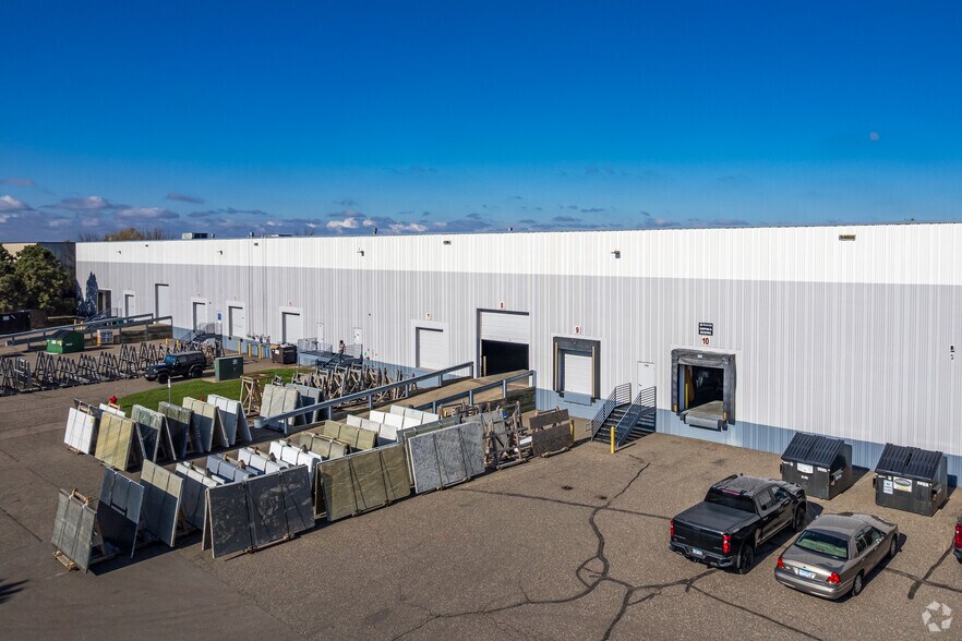 More Photos Of 9775 85th Ave N, Maple Grove Warehouse For Lease