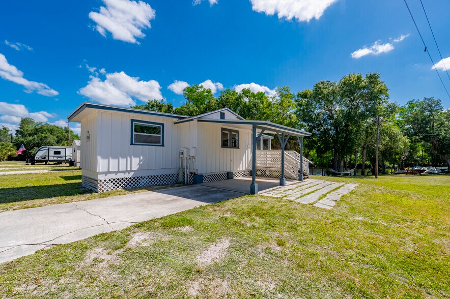 More Photos Of 8806 SW Start Center St, Arcadia Manufactured Housing Mobile Home Park For Sale
