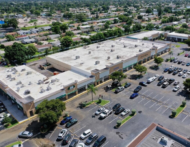 More Photos Of 5710 N University Dr, Tamarac Unknown For Lease