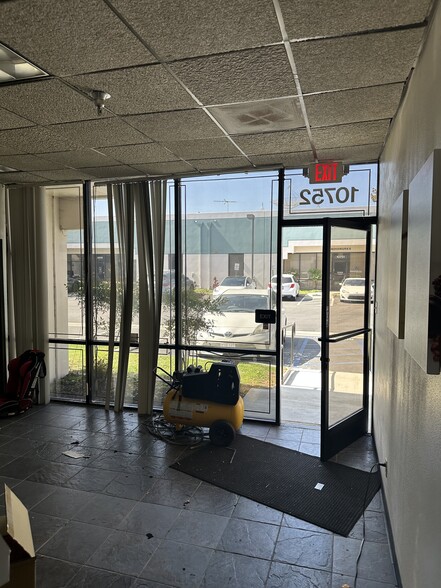 More Photos Of 10742-10752 Noel St, Los Alamitos Light Manufacturing For Sale