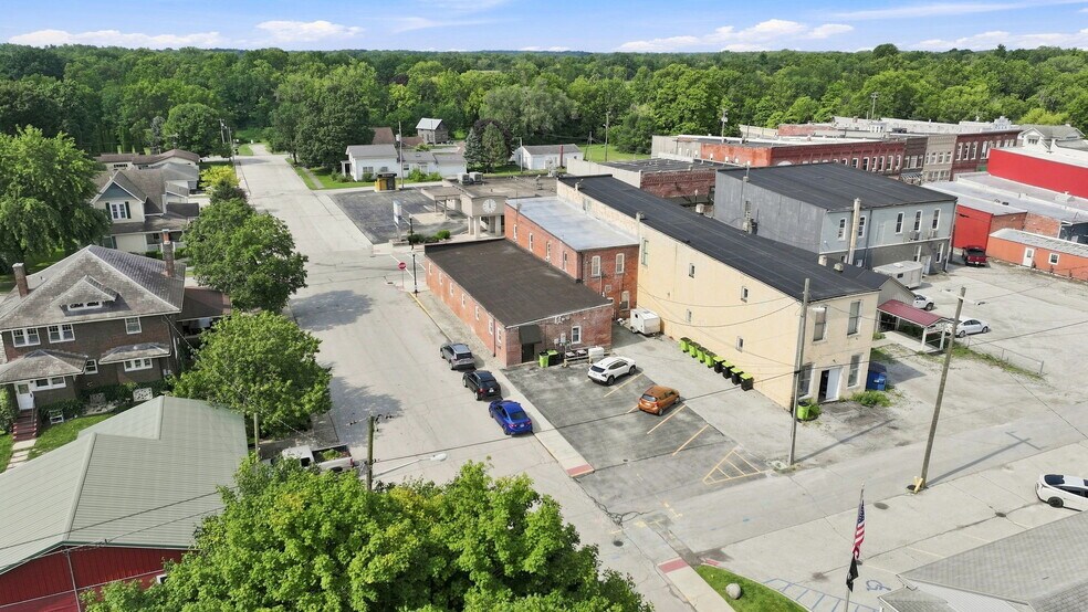 More Photos Of 197 E Morse St, Markle Office For Sale