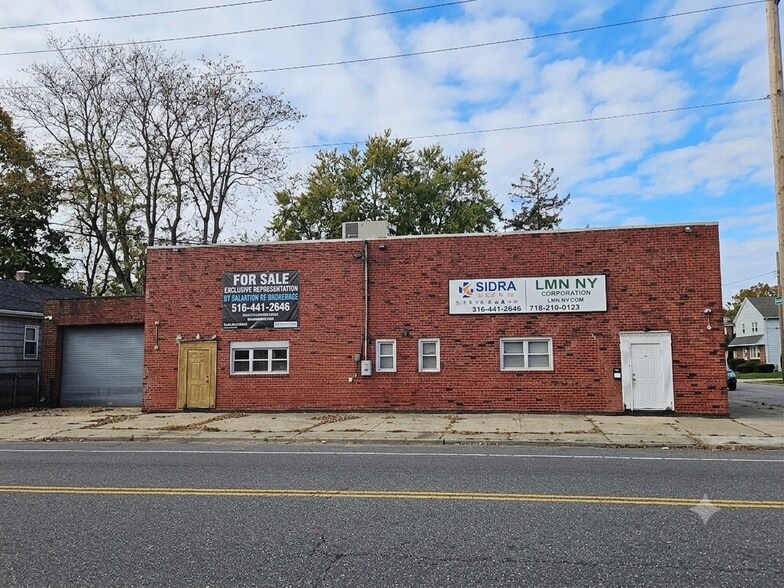 More Photos Of 474 Meacham Ave, Elmont Flex For Sale
