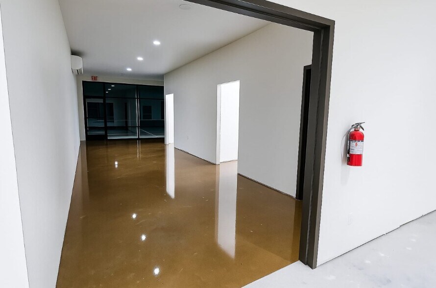 More Photos Of 6420 FM 1102, New Braunfels Unknown For Lease