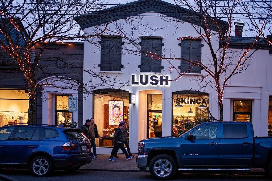 More Photos Of 2240-2250 NW Lovejoy St, Portland Apartments For Lease