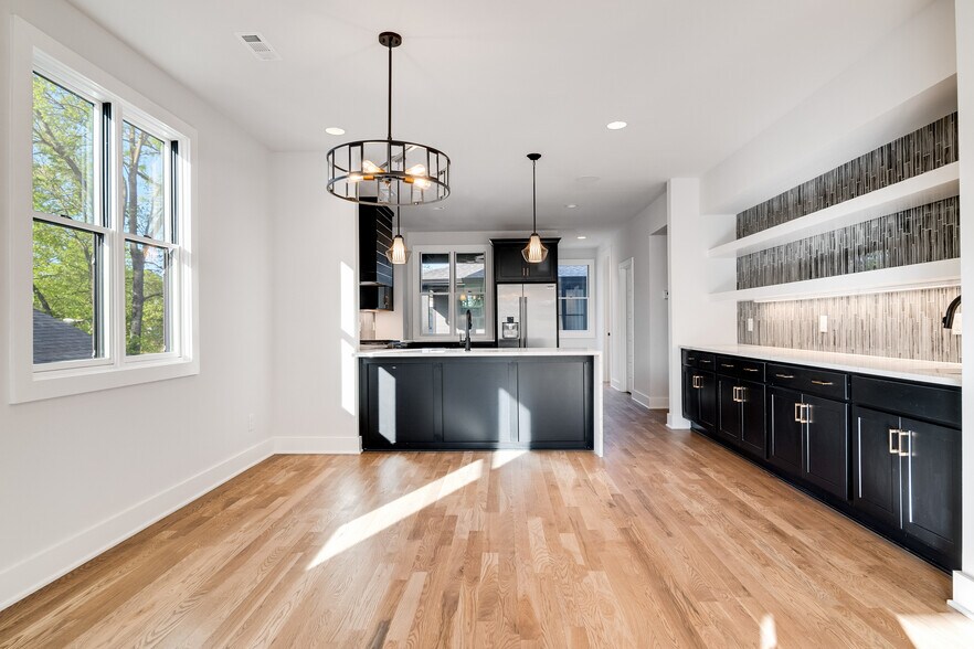 More Photos Of 211 N 9th St, Nashville Apartments For Sale
