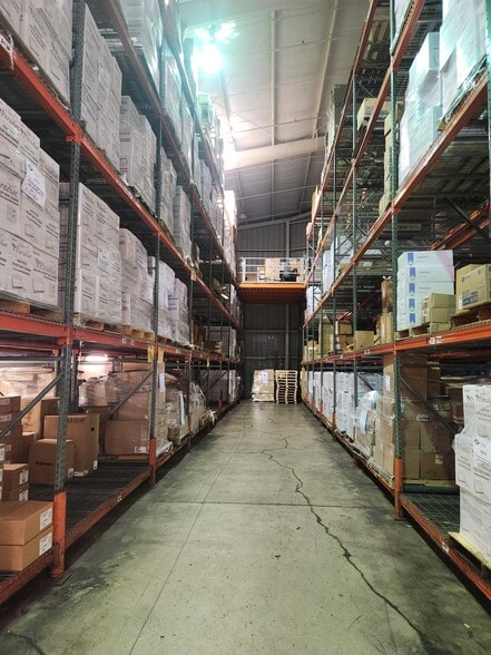 More Photos Of 99-1418 Koaha Pl, Honolulu Light Manufacturing For Sale