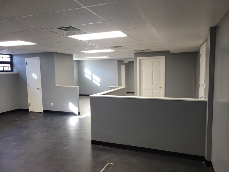 More Photos Of 160 Commack Rd, Commack Medical For Lease