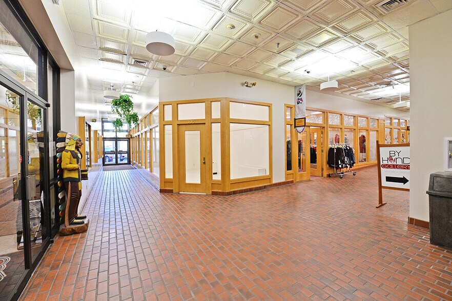 More Photos Of 101 W Kirkwood Ave, Bloomington Unknown For Lease