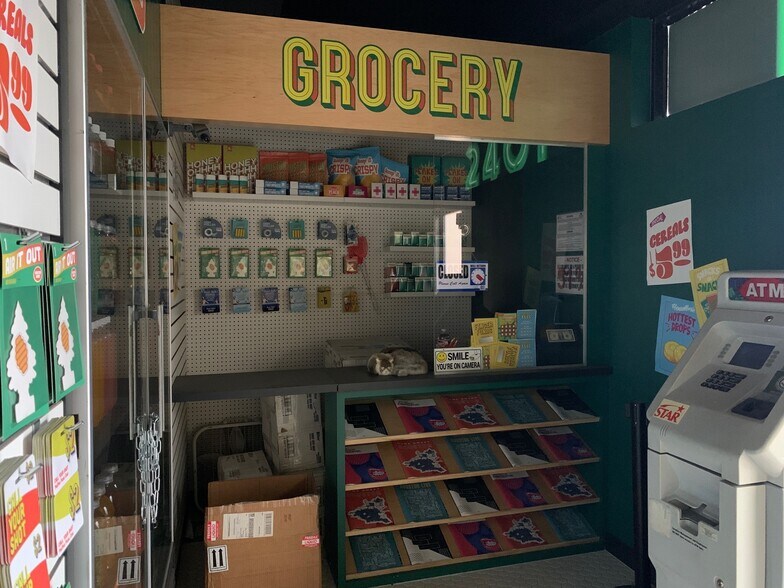 More Photos Of 2401 Main St, Houston General Retail For Sale