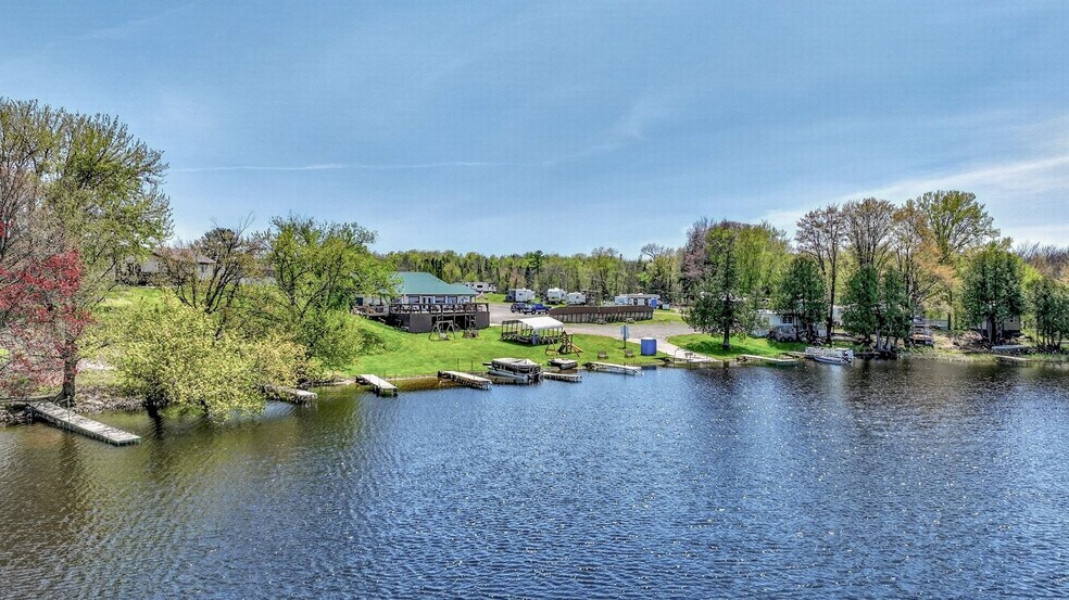 More Photos Of 16061 296th St, Cornell General Retail For Sale