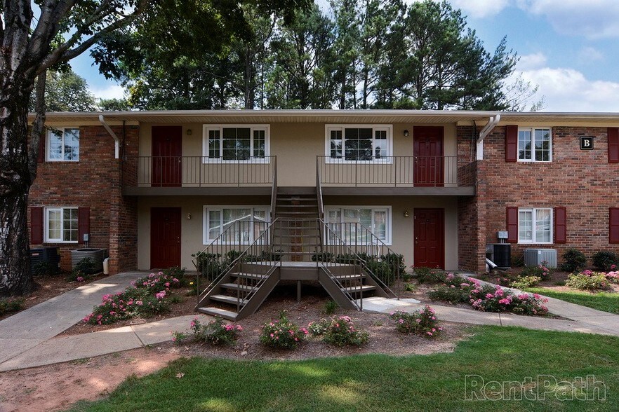 More Photos Of 2751 Hammondton Rd SE, Marietta Apartments For Sale