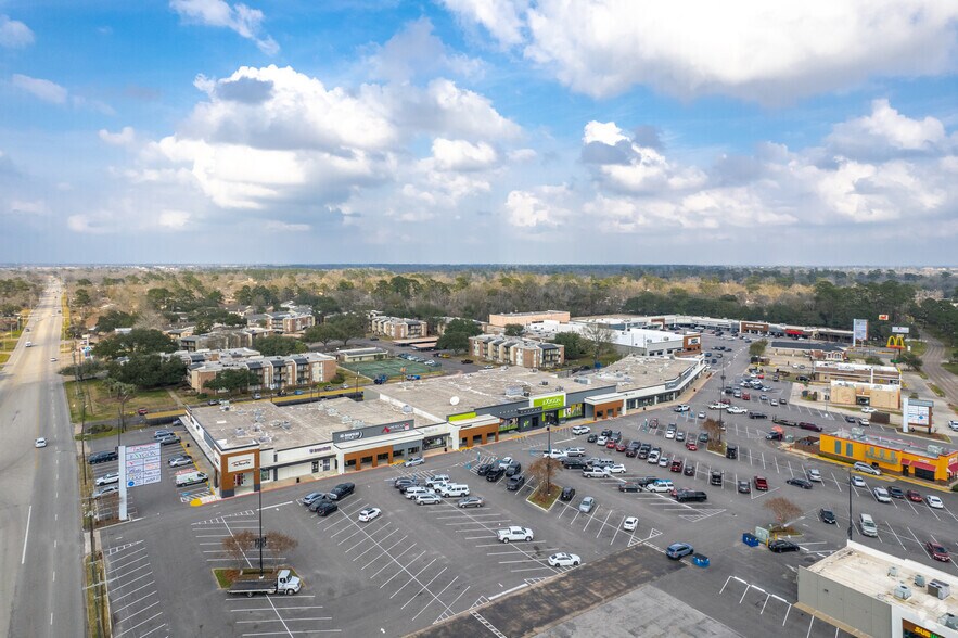 More Photos Of 6420-6474 Phelan Blvd, Beaumont General Retail For Sale