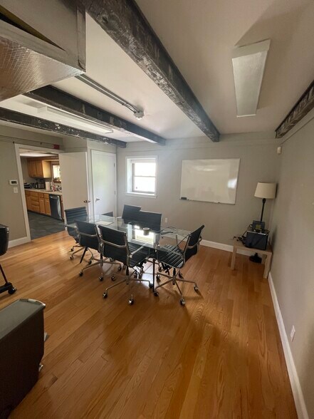 More Photos Of 43 Summer St, Somerville Loft Creative Space For Lease