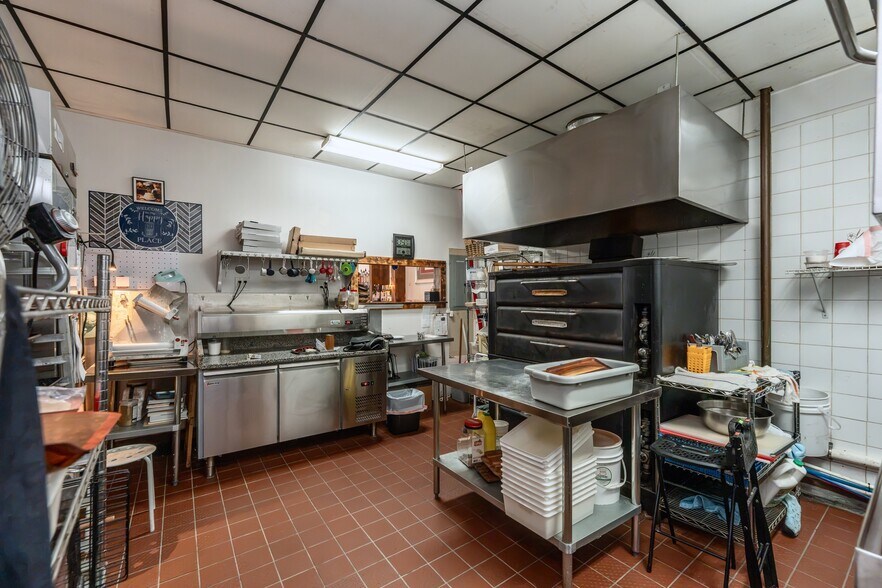 More Photos Of 666 Broadway, Kingston Storefront Retail Residential For Sale