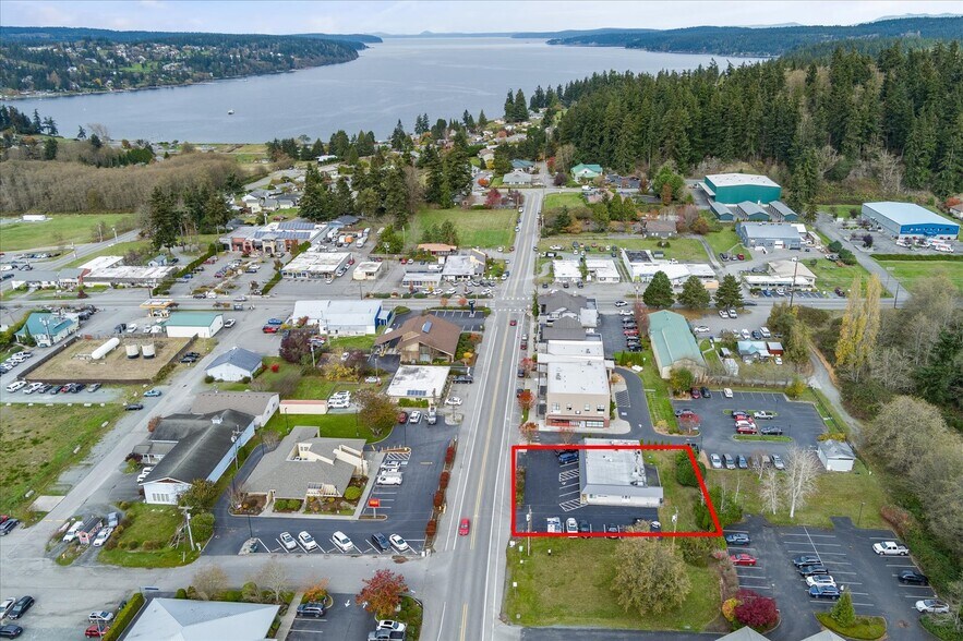 More Photos Of 5589 Harbor Road Rd, Freeland Office Residential For Sale