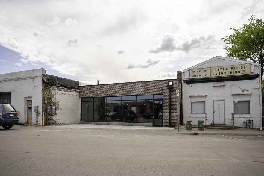 Primary Photo Of 6135-6139 Military Ave, Omaha Warehouse For Lease