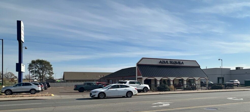 More Photos Of 2503 London Rd, Eau Claire Freestanding For Lease