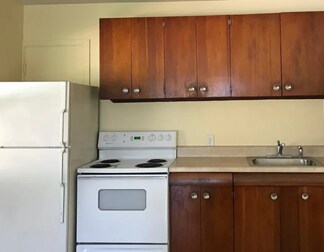 More Photos Of 506 69th Ave, St Pete Beach Specialty For Sale